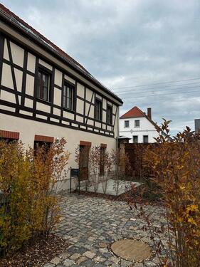 Foto - +++ Reihenhaus mit 3 Ebenen, Terrasse, Stellplatz u.v.m. +++