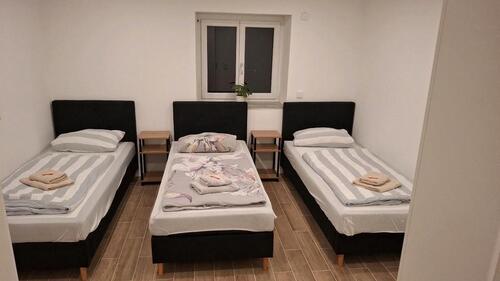 Foto - Erdgeschoßwohnung in Essenbach zur Miete