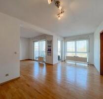 Exklusive 4,5 Zimmer Maisonette-Wohnung mit Balkon & Dachterrasse - Hockenheim