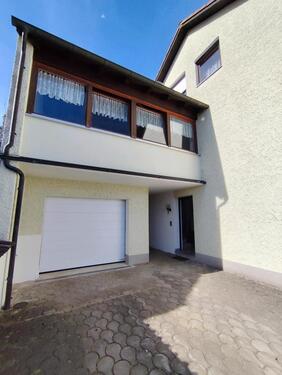 Foto - 8 Zimmer Mehrfamilienhaus, Wohnhaus in Trausnitz