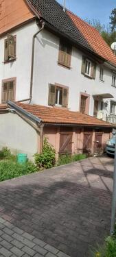 Foto - Haus und Scheune zu verkaufen - 53.000,00&nbsp;EUR Kaufpreis, ca.&nbsp; 409,00&nbsp;m&sup2;