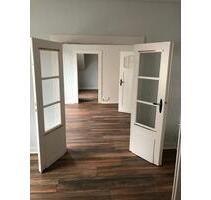 Altbau-Dachgeschosswohnung im Zentrum von Gummersbach - Overath
