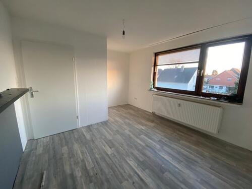 Foto - WG Zimmer Delmenhorst Stickgras in 2 FHS