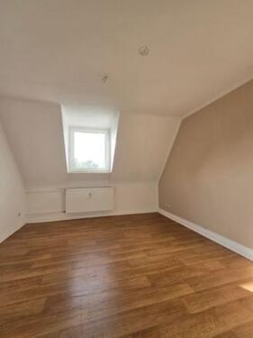 Foto - gemütliche DG Wohnung in guter Lage + Gartenmitbenutzung
