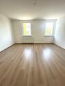 Foto - Ein Zuhause, in dem man sich sofort wohlfühlt – renovierte 2-Zimmer-Wohnung in ruhiger, grüner Lage