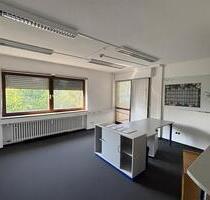 Büroflächen im Gewerbepark Rottendorf - Optional Hallenfläche buchbar - All-in-Miete