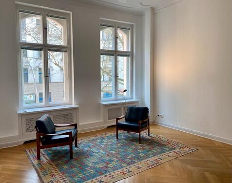 Foto - Therapieraum in stilvoller Altbau-Praxis am Viktoria-Luise Platz