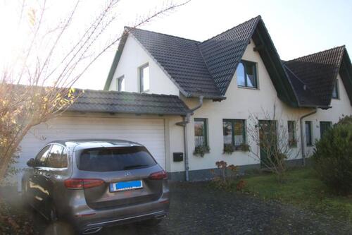 Foto - DHH, Kinderparadies & Lieblingsplatz für Gartenliebhaber