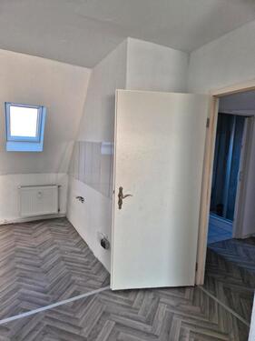 Foto - Dachgeschoss Wohnung - 550,00&nbsp;EUR Kaltmiete, ca.&nbsp; 50,00&nbsp;m&sup2;