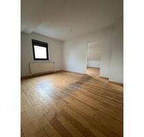 Ruhige, helle, renovierte 2-Zimmer-Wohnung - Saarbrücken Dudweiler