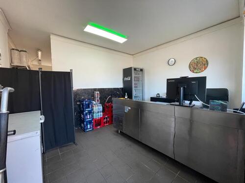 Foto - IHRE CHANCE HAT GESCHLAGEN LIEFERSERVCE IN GUTER LAGE