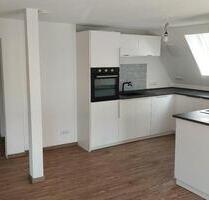 Schöne Maisonette-Wohnung mit 5 Zimmern, Südbalkon und EBK - Schwäbisch Gmünd