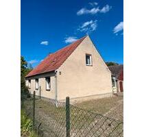 Wohnhaus zu Verkaufen! - 95.000,00&nbsp;EUR Kaufpreis, ca.&nbsp; 120,00&nbsp;m&sup2; in Prenzlau (PLZ: 17291)