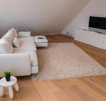 3-Zimmer-Dachgeschosswohnung mit sonnigem Balkon - Rödersheim-Gronau