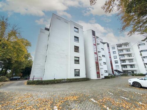 Foto - Helle 3-Zimmer-Wohnung mit Terrasse, Balkon und TG-Stellplatz in zentraler Lage