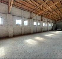 Stellplatz für Wohnwagen KFZ in Lagerhalle - Delitzsch