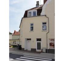 Reinfeld: Zentrale Stadtlage, 2-Zim. Wohnung 1.OG mit Balkon - Reinfeld (Holstein)