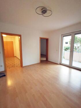 Foto - 4 Zimmer, Küche, Bad, Gäste WC und 2 Balkone in Rodenbach (RLP)