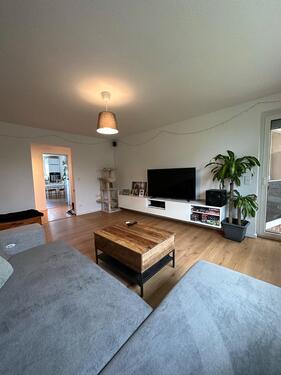 Foto - Moderne 3-Zi.-EG-Wohnung mit Garage, Garten & Terrasse