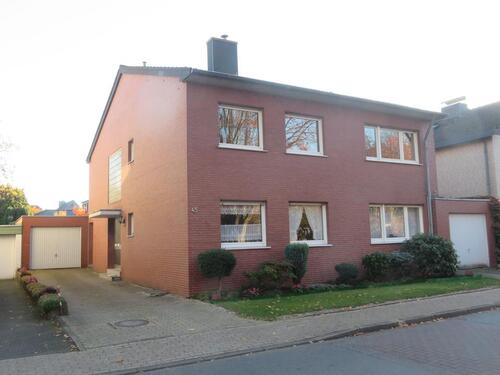 Foto - Zweifamilienwohnhaus in Baesweiler zu verkaufen