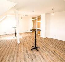 Kernsanierte Premium-Dachgeschosswohnung mit Weitblick - Braunschweig Lehndorf-Watenbüttel