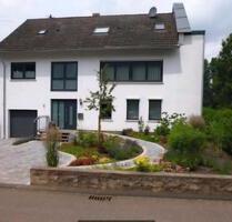 freistehendes Einfamilienhaus am Ende einer Sackgasse - Schwalbach