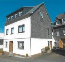 Mehrfamilienhaus plus Einfamilienhaus - Sohren