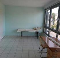 Vermietung von Räumlichkeiten - 300,00&nbsp;EUR Kaltmiete, in Rösrath (PLZ: 51503)