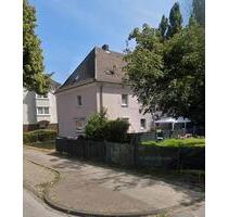 Mehrfamilienhaus + Entwicklungsgrundstück zu Verkaufen - Essen Stadtbezirk VI