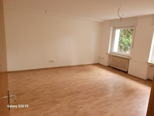 Foto - Souterrain Wohnung zu vermieten