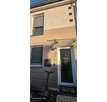 Haus zu verkaufen - 450.000,00&nbsp;EUR Kaufpreis, ca.&nbsp; 81,00&nbsp;m&sup2; in Köln (PLZ: 51109) Kalk