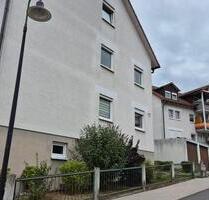 ! ! ! 4-Raum-Wohnung mit Gartenanteil ! ! ! - Meiningen