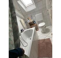 Biete eines Zimmers in einer 4-Zimmer Wohngemeinschaft - Saarbrücken