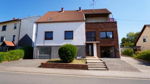 Foto - 8 Zimmer Mehrfamilienhaus, Wohnhaus zum Kaufen in Heusweiler