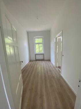 Foto - Saniert, Zentral, Modern! - 350,00 EUR Kaltmiete,