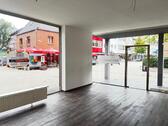 Foto - Laden mitten in Emmerich nähe Rheinpromenade