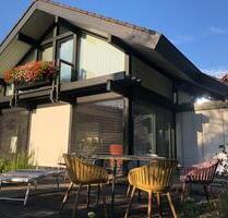 Glas-Fachwerkhaus in Wald, -Wiesenrandlage - Billigheim