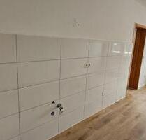 2 ZKB Wohnung in ruhiger Lage in Eisenberg - Renoviert mit Balkon (EH5) - Eisenberg (Pfalz)