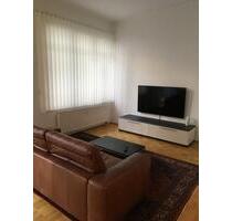 Voll möbliertes 2,5 Zimmer Loft mit Weinbergblick in Esslingen am - Esslingen am Neckar Brühl