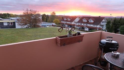 Foto - Moderne 4 ½ -Zimmer-Eigentumswohnung mit Weitblick und Garage