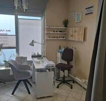 schöne Räumlichkeiten - 400,00&nbsp;EUR Kaltmiete, in Fürstenfeldbruck (PLZ: 82256)