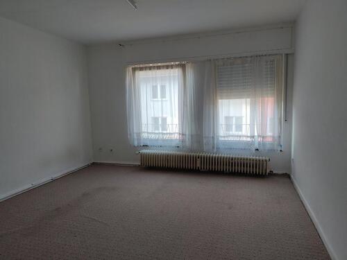 Foto - 2-ZW-K-EBK-B-Balk. 55m² - 850,00&nbsp;EUR Kaltmiete, ca.&nbsp; 55,00&nbsp;m&sup2;