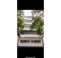 Helle Wohnung mit 2 Balkonen - 940,00&nbsp;EUR Kaltmiete, ca.&nbsp; 77,00&nbsp;m&sup2; in Essen (PLZ: 45127) Stadtkern