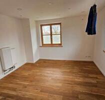 Heller Praxis- oder Büroraum (20 m²) – 3 Monate kostenlose Miete - Uffing am Staffelsee