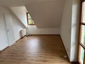 Foto - 1 Zimmer Dachgeschoßwohnung in Großheirath