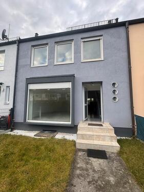 Foto - RMH in Nürnberg Leyh - 1.650,00 EUR Kaltmiete, ca.  140,00 m²