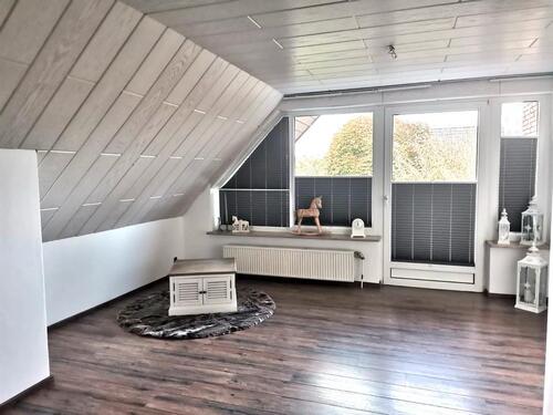 Foto - Schöne helle 2 Zi Wohnung - 900,00&nbsp;EUR Kaltmiete, ca.&nbsp; 75,00&nbsp;m&sup2;