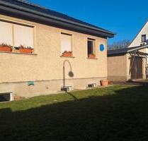 Einfamilienhaus mit Grundstück Garage und Pool - Zossen