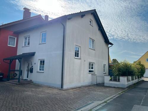 Foto - Einfamilienhaus in Bergtheim zum Kaufen