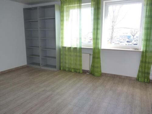 Foto - große Lagermöglichkeiten # nur Lager #